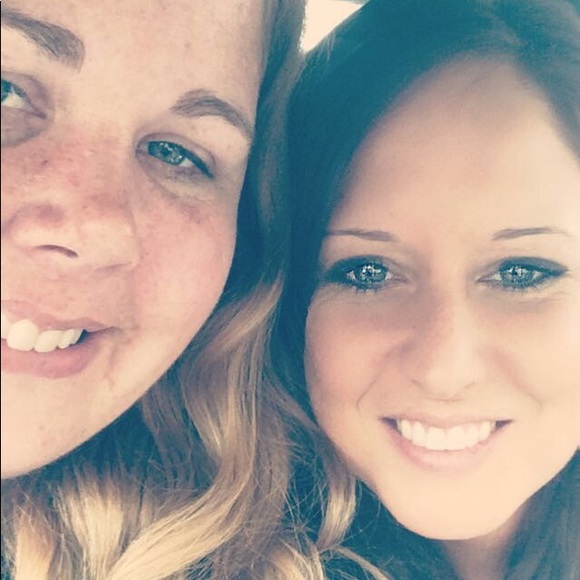 Meet your Posher, Patricia - Picture 1 of 1